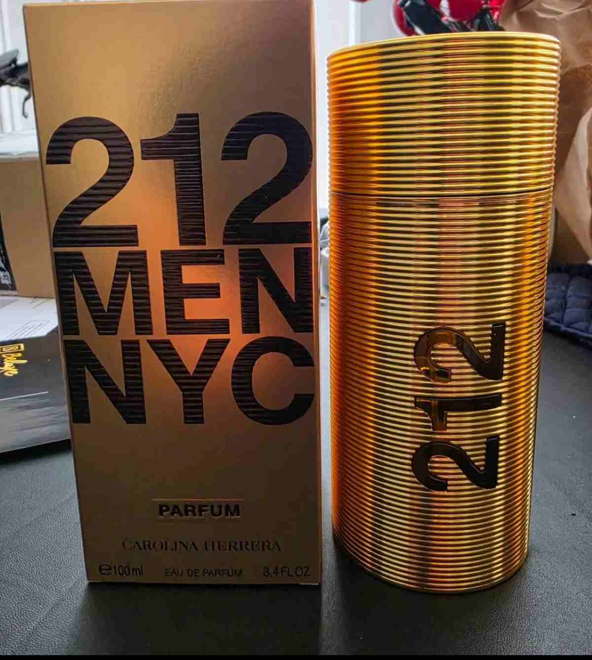 Opiniones sobre 212 Parfum de Carolina Herrera