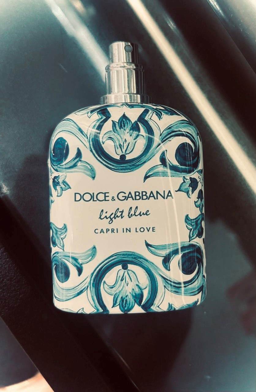 Dolce & Gabbana Capri in Love